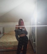 Donna di 19 anni, snella di Recanati, italiana