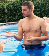 Uomo bianco, 22 anni, di Venezia, corporatura normale