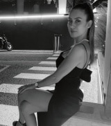 Donna caucasica, 35 snella, di Forlì