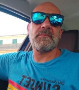Uomo corpo nella media, 43 anni di Recanati,  italiano