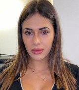 Donna 23enne italiana, snella, di Pistoia