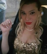 Donna fisico longilineo, latina, di 29 anni di Pordenone