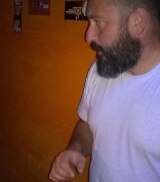 Uomo magro, 46enne, caucasico, di Battipaglia