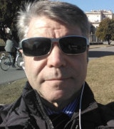 Uomo di 59 anni, fisico curvy, di Cagliari, europea