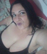 Donna latina di 54 anni, un po' di curve, da Arezzo